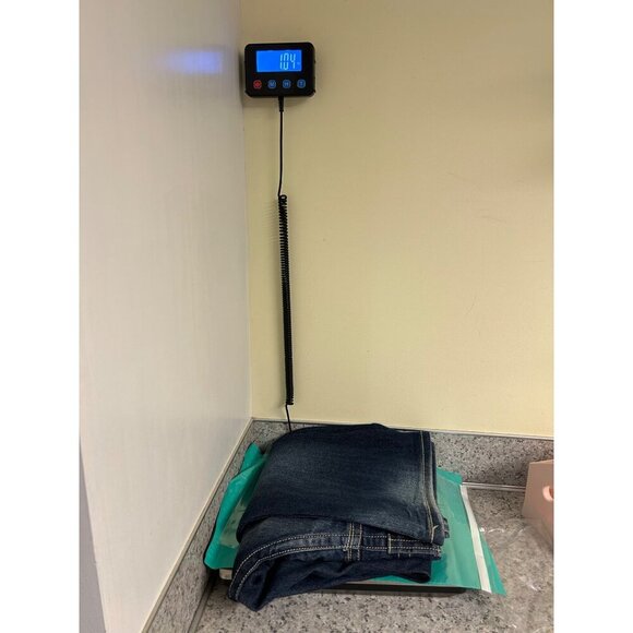 Day trip Aquarius Flare jeans Sz 27S Dark wash faded thighs, detailed pockets - Picture 11 of 11